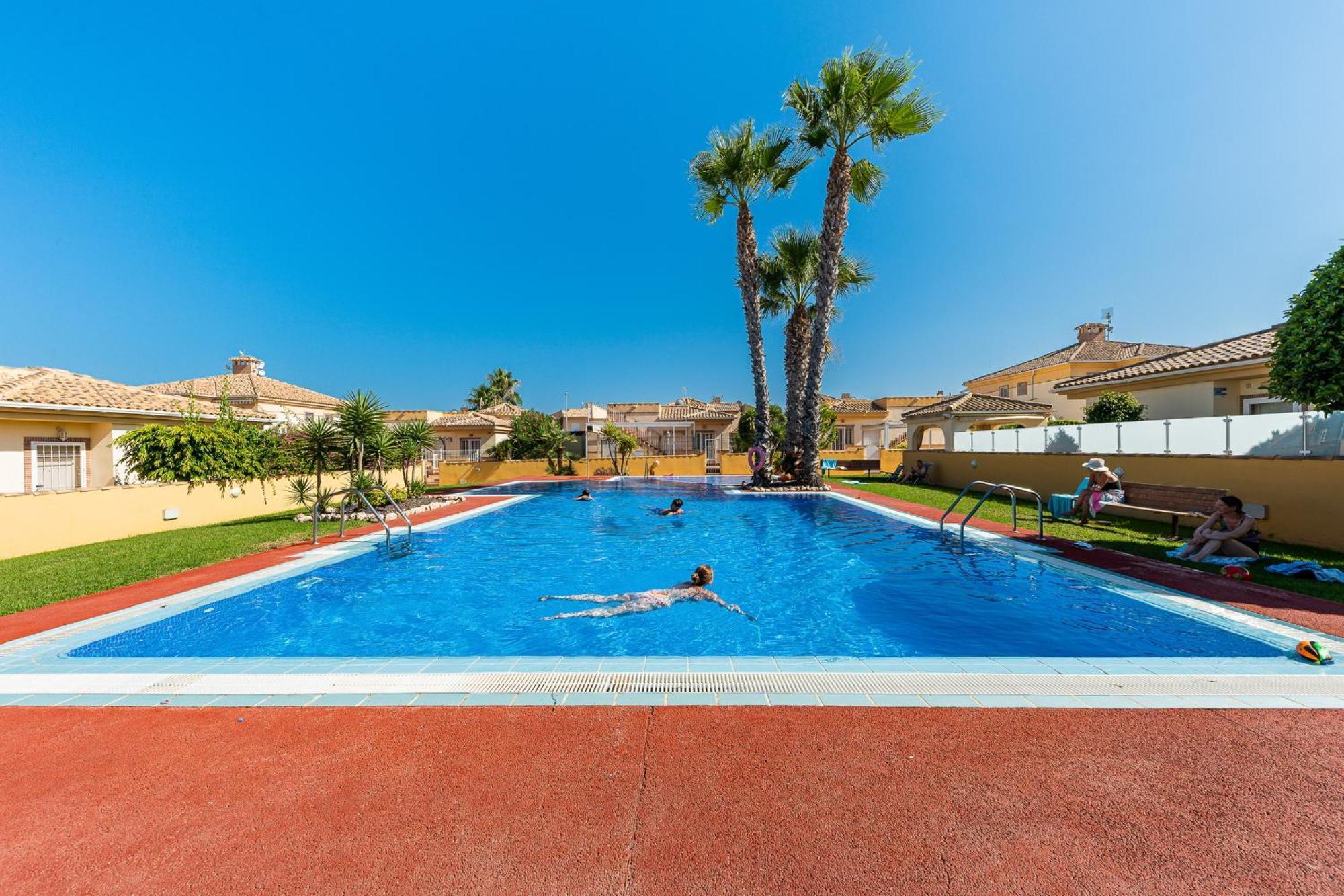 Garden Sweets Chalet Orihuela Exterior photo